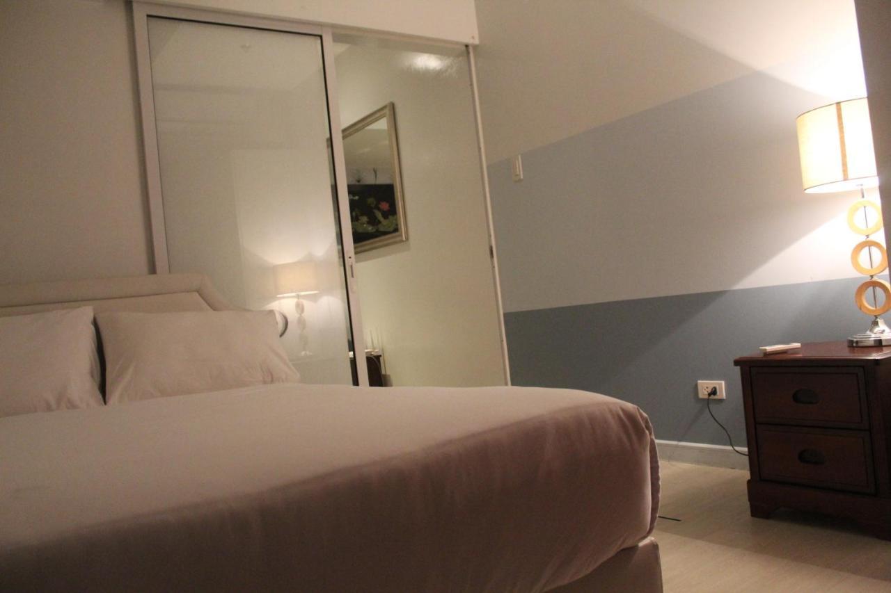 Azure C2 Balcony Wifi Near Mall Airport Multiple Units Paranaque City Extérieur photo