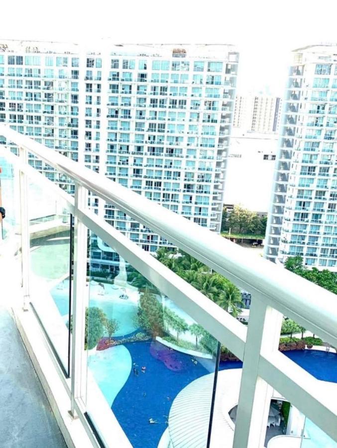 Azure C2 Balcony Wifi Near Mall Airport Multiple Units Paranaque City Extérieur photo